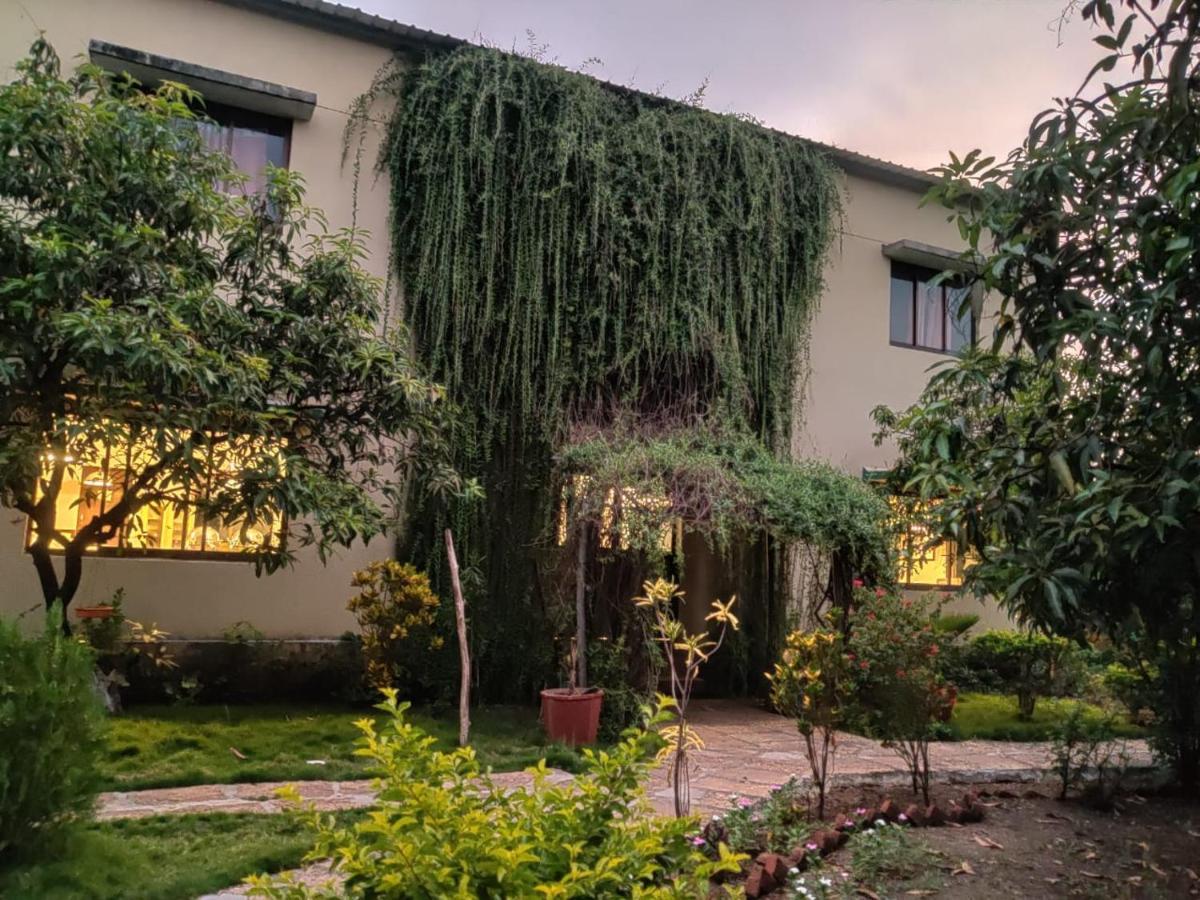 Gir Birding Lodge Сасан Гир Екстериор снимка